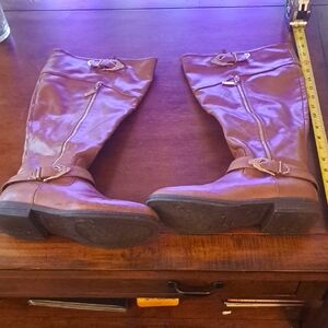 Brown Knee-High Women's Boots